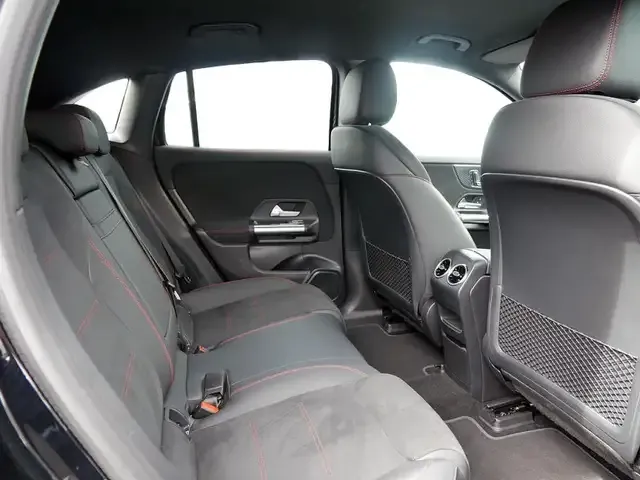 Mercedes-Benz EQA 300