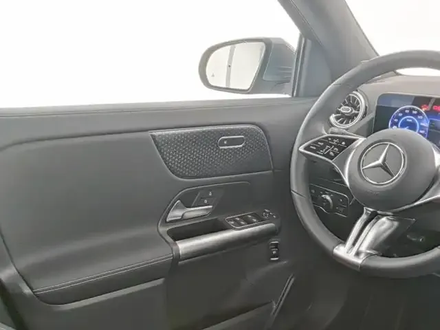 Mercedes-Benz EQA 350