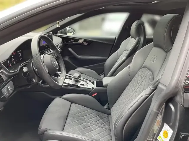 Audi S5