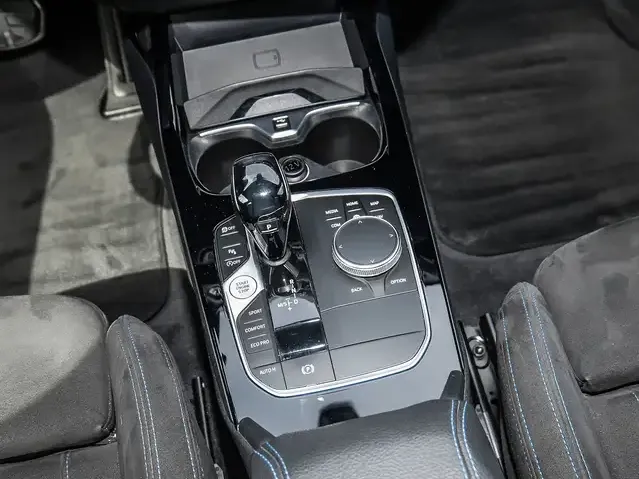 BMW 235