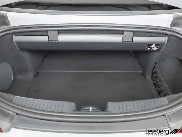 Mercedes-Benz SL 63 AMG