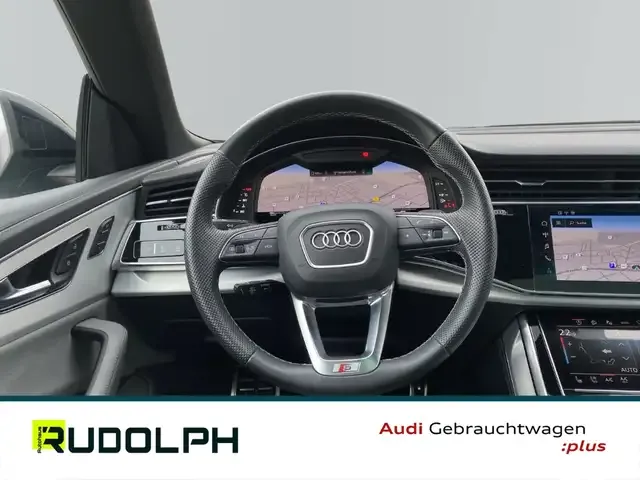 Audi SQ8