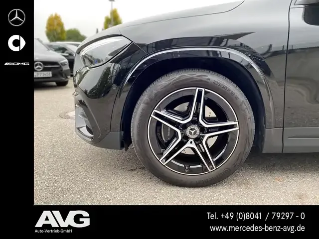 Mercedes-Benz GLA 220