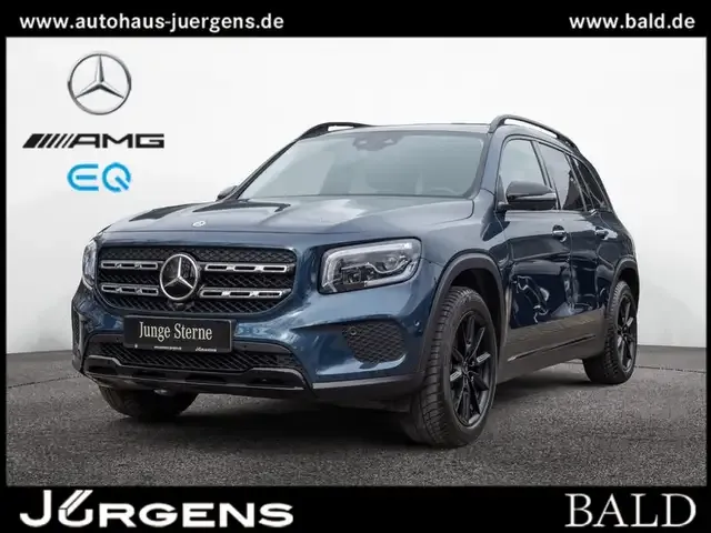 Mercedes-Benz GLB 220