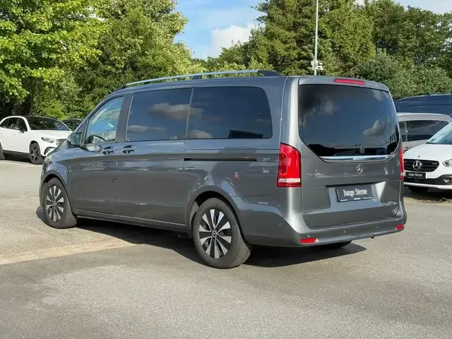 Mercedes-Benz V 250