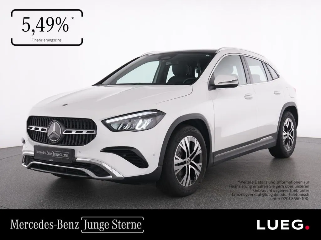 Mercedes-Benz GLA 200