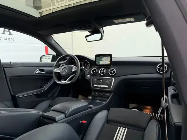 Mercedes-Benz CLA 200