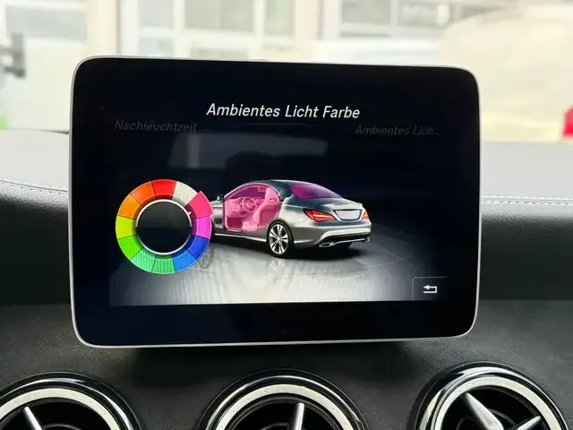 Mercedes-Benz CLA 200