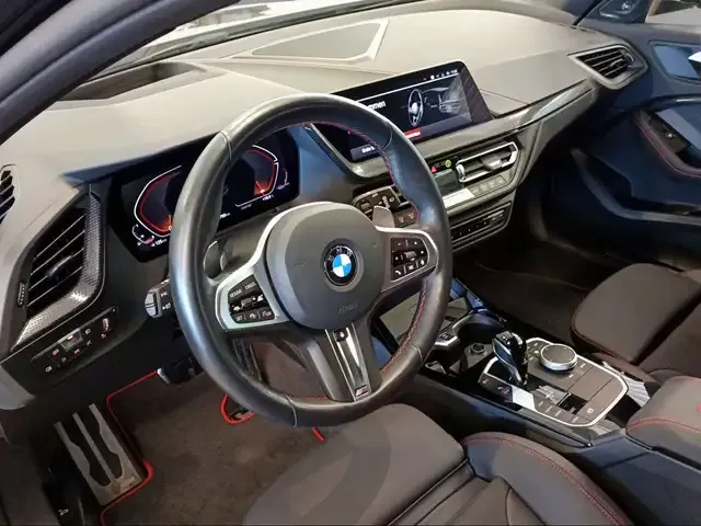 BMW 128