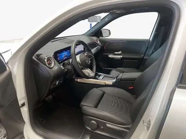 Mercedes-Benz GLB 180