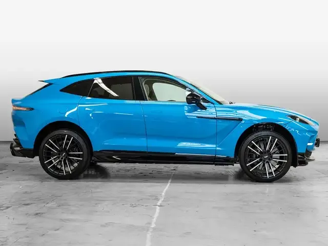 Aston Martin DBX