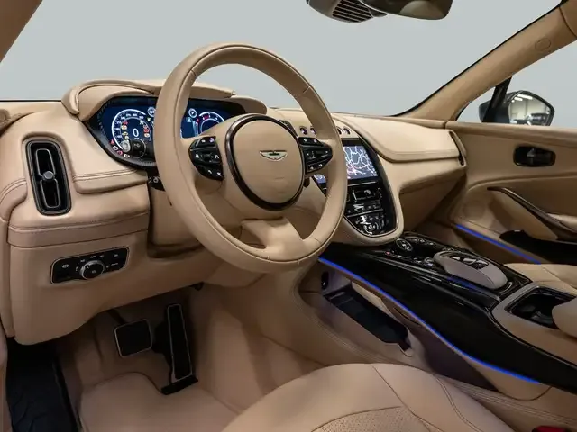 Aston Martin DBX