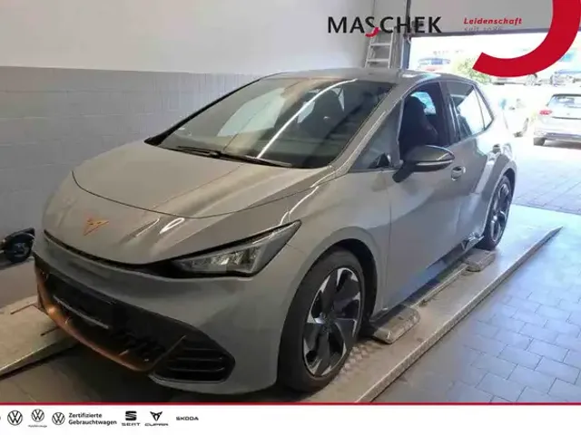 CUPRA Born
