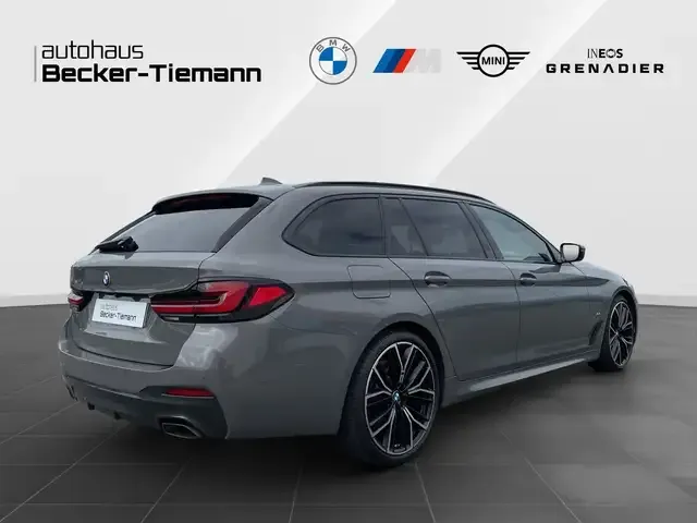 BMW 530