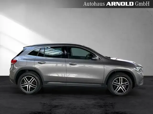 Mercedes-Benz GLA 250