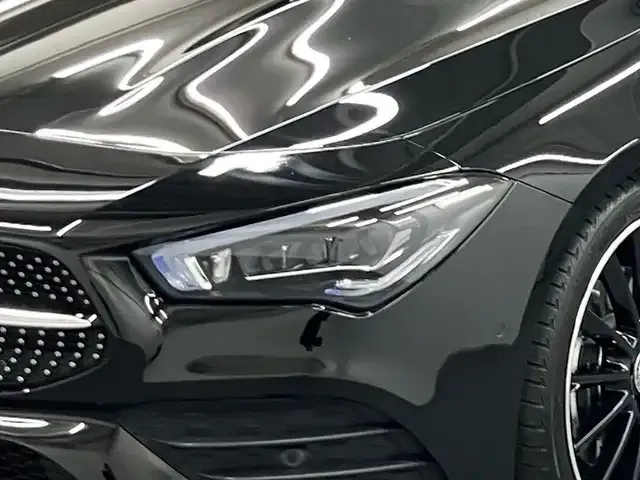 Mercedes-Benz CLA 200