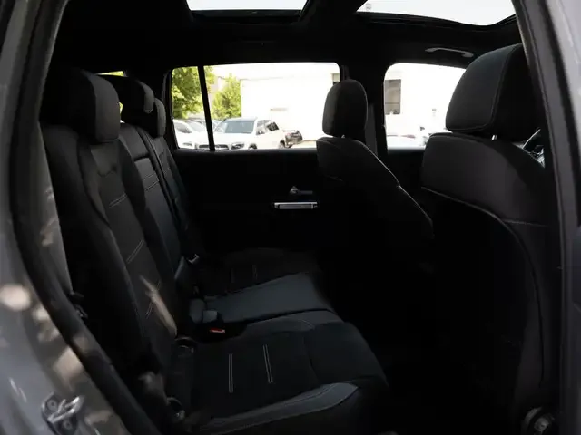 Mercedes-Benz GLB 220