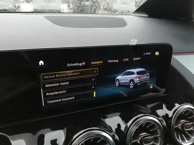 Mercedes-Benz GLA 250