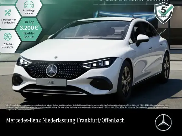 Mercedes-Benz EQE 300