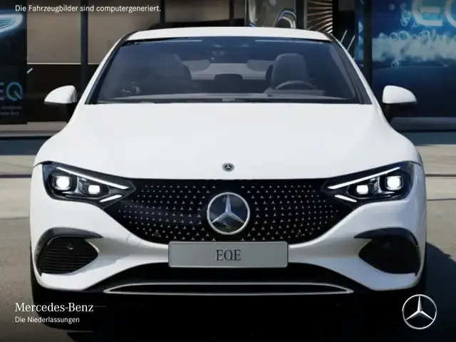Mercedes-Benz EQE 300