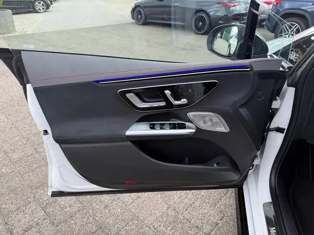 Mercedes-Benz EQE 350