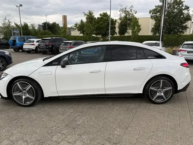 Mercedes-Benz EQE 350