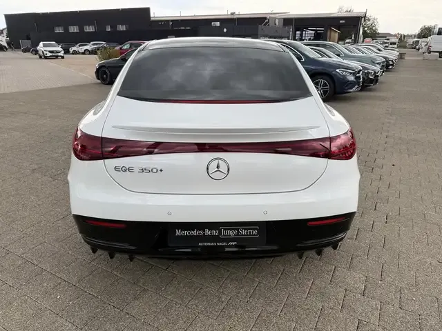 Mercedes-Benz EQE 350