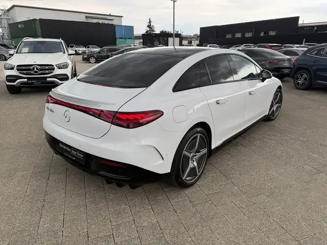 Mercedes-Benz EQE 350