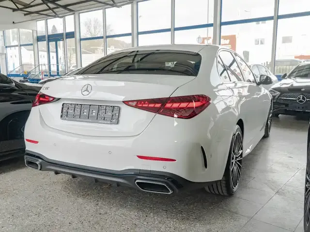 Mercedes-Benz C 180