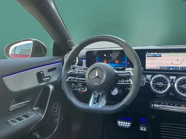 Mercedes-Benz CLA 45 AMG