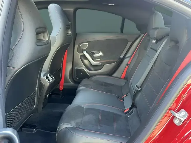 Mercedes-Benz CLA 45 AMG