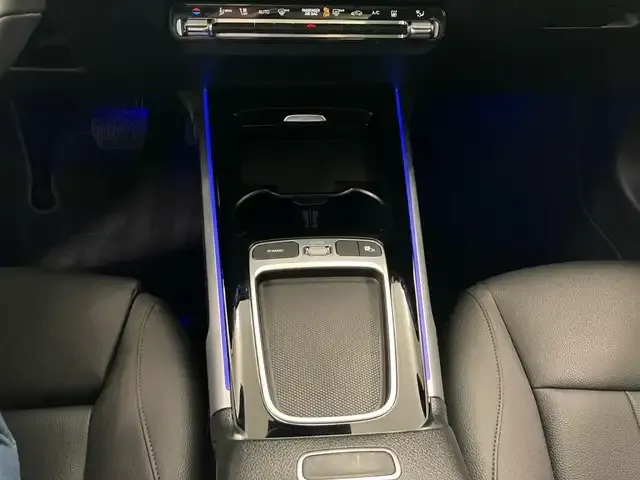 Mercedes-Benz EQB 350