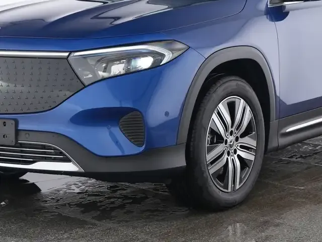Mercedes-Benz EQB 350