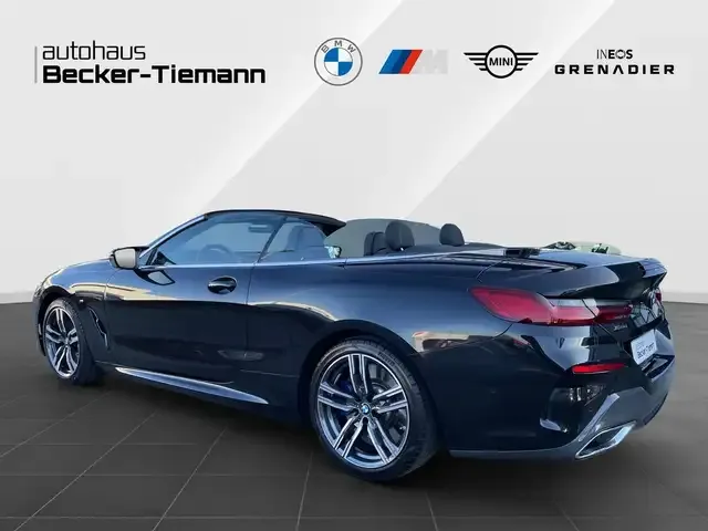 BMW M8