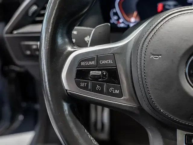 BMW 235