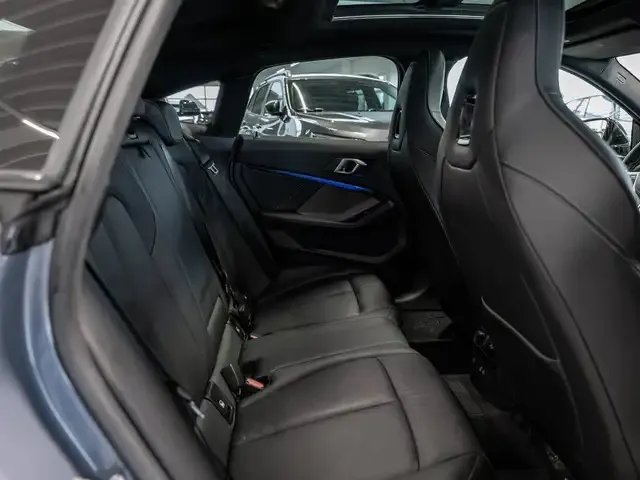 BMW 235