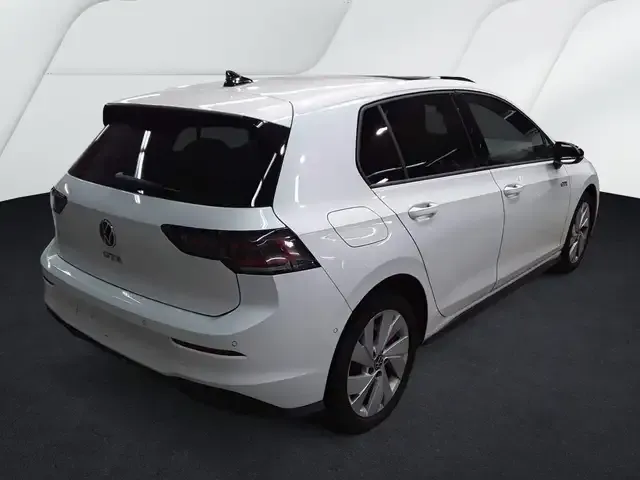 Volkswagen Golf GTE