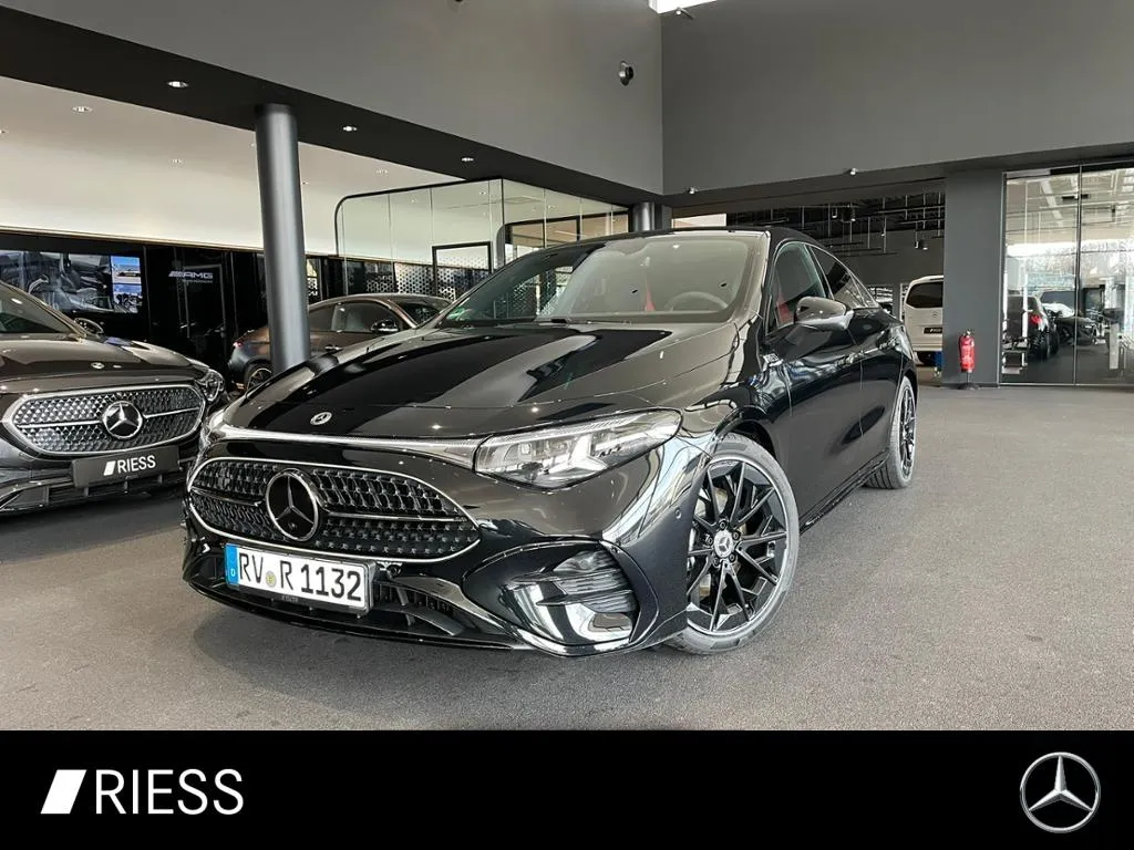 Mercedes-Benz CLA 200