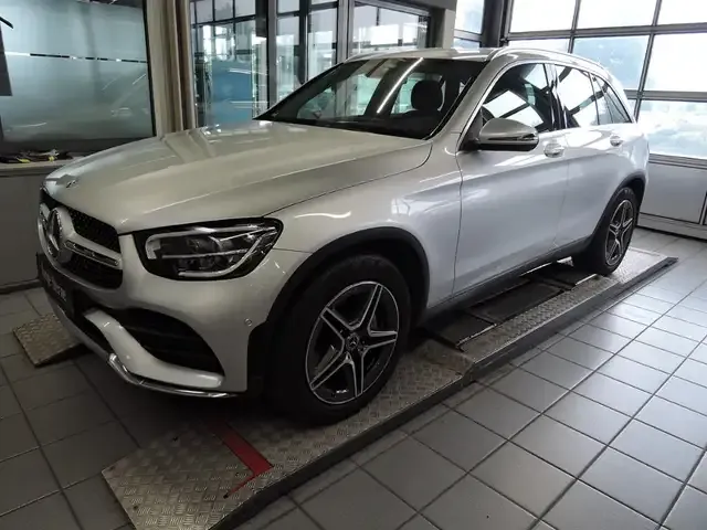 Mercedes-Benz GLC 200