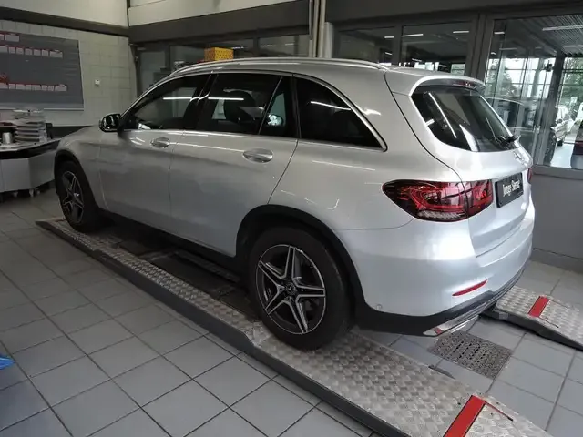 Mercedes-Benz GLC 200