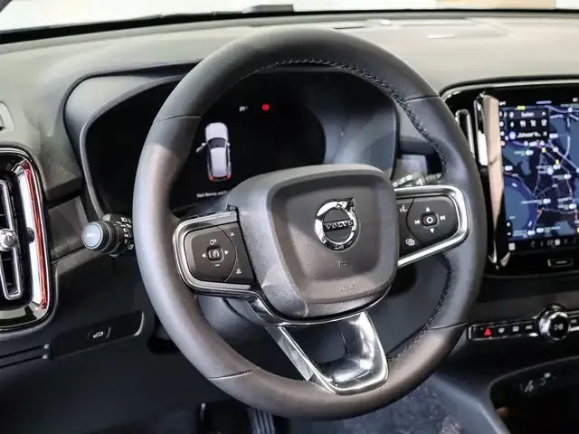 Volvo EX40