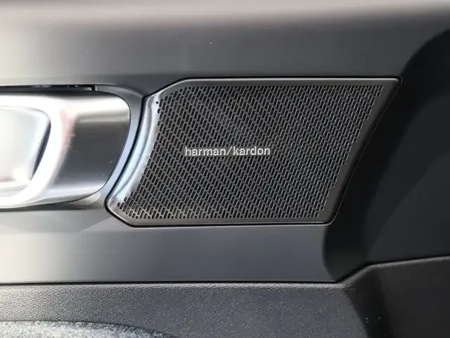 Volvo EX40