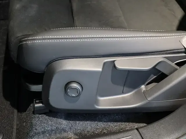 Volvo EX40