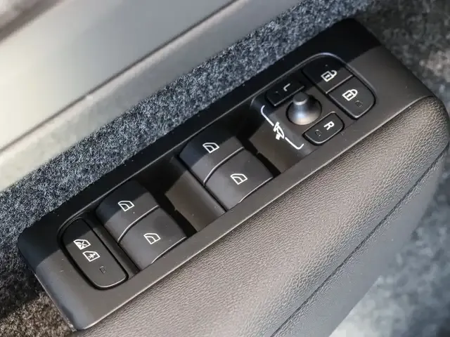 Volvo EX40