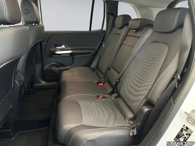 Mercedes-Benz GLB 180