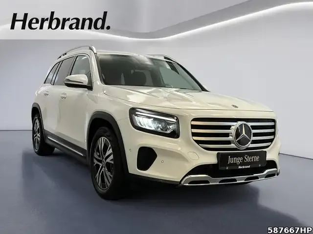 Mercedes-Benz GLB 180