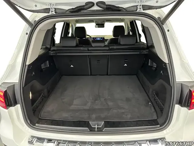 Mercedes-Benz GLB 180