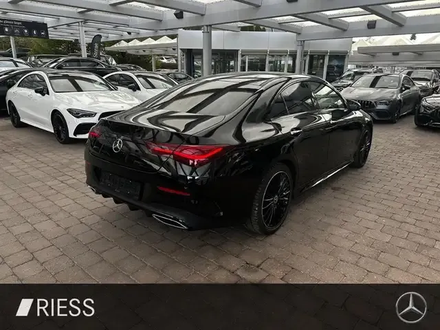 Mercedes-Benz CLA 220