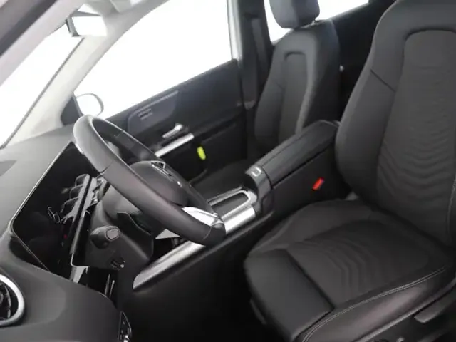 Mercedes-Benz B 250