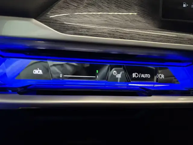 BMW 750